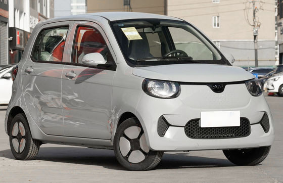 LHD lái xe điện EV 4 chỗ ngồi với phạm vi lái xe dài 205km