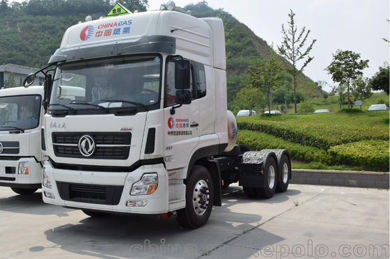 Máy kéo khí đốt tự nhiên CNG RHD loại 25000kg